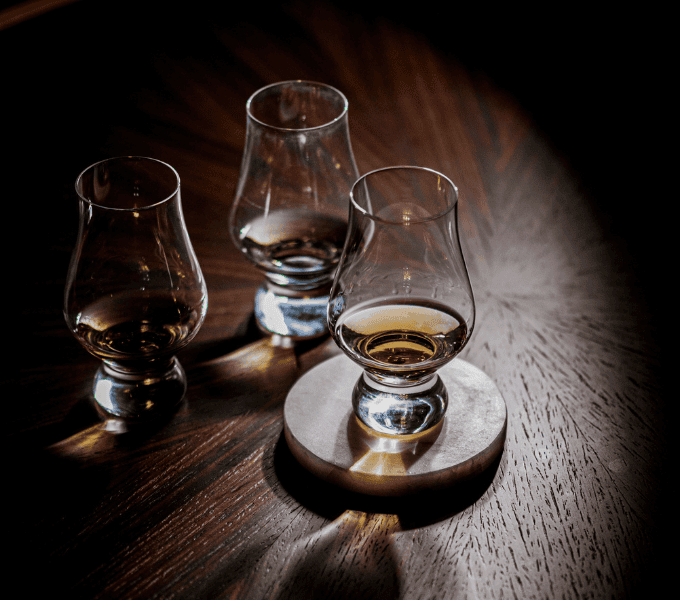 Sunday food specials in Cape Town - Bascule Bar, Cape Grace