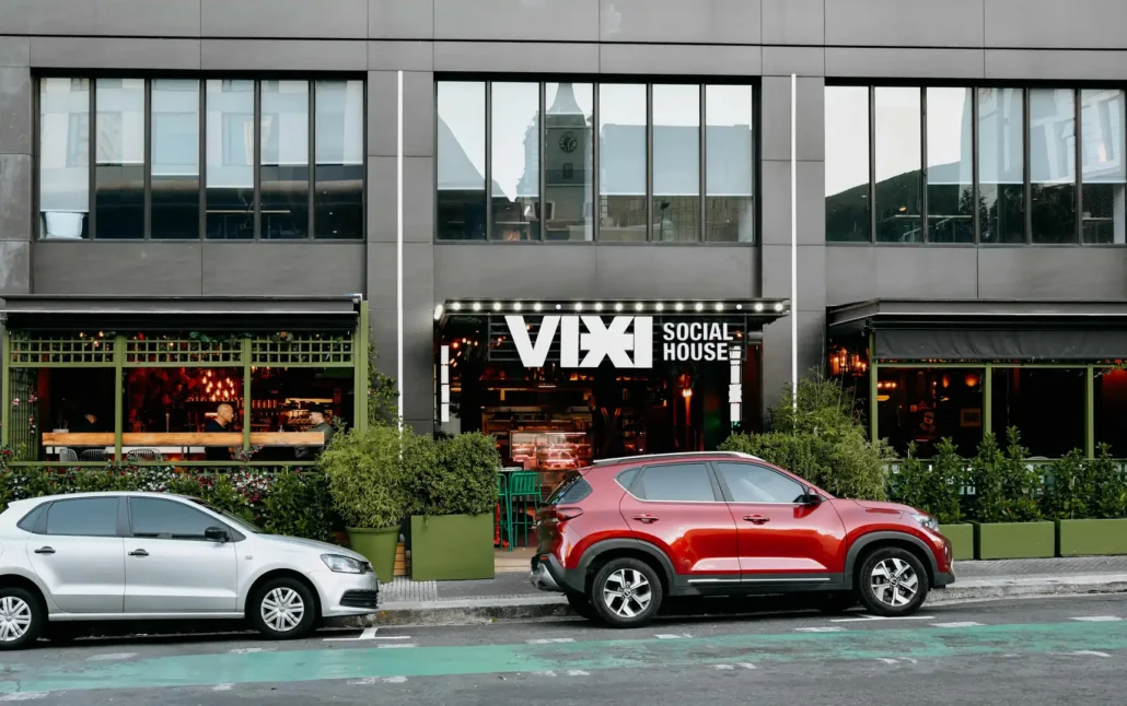 Sunday food specials in Cape Town - VIXI Social House