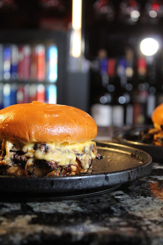 Thursday food specials in Cape Town - Burger & Lobster